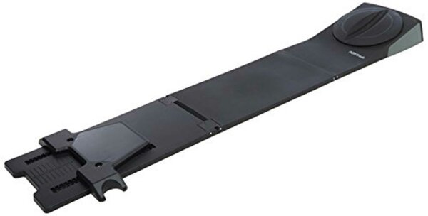 TACX Lenkrahmen "Black Track", Das Vorderrad wird in eine drehbare Platte eingesetzt, die am Fahrrad verbleiben kann. Da