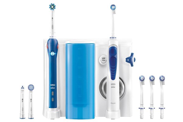 ORAL-B Center OxyJet Reinigungssystem Munddusche + Oral-B PRO 2