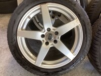 4x Alufelgen mit Winterreifen 245/45 R18 Mercedes W213