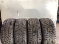 4x Alufelgen mit Winterreifen 245/45 R18 Mercedes W213