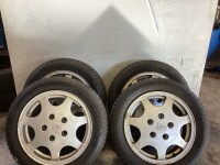 4x Alufelgen mit Winterreifen Porsche 944S