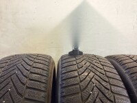 4x Winterreifen 215/60 R16 99H Falken Nr.190