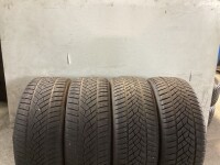 4x Winterreifen 225/45 R18 95V Apollo Nr.175