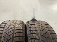 2x Winterreifen 215/60 R16 95H Pirelli Nr.174