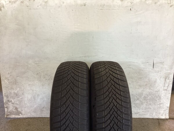 2x Winterreifen 215/65 R17 103H Semperit Nr.165