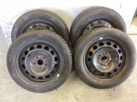 4x Felgen mit Winterreifen 205/55 R16 für Golf 7