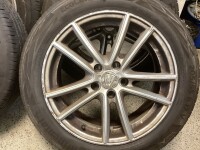 4x Alufelgen mit Sommerreifen 205/55 R17 VW Touran 2