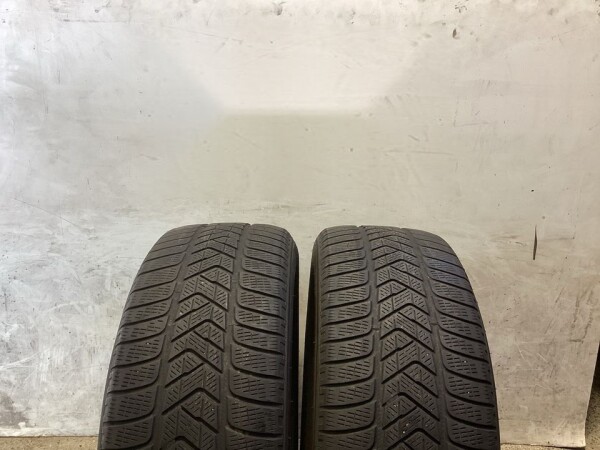 2x Winterreifen 235/60 R18 103H Pirelli Nr.150