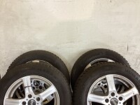 4X Alufelgen mit Winterreifen 185/65 R15 für MINI F54