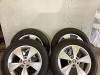 NEU 4X Alufelgen mit Winterreifen 205/60 R16 für...