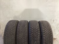 4X Felgen mit Winterreifen 205/60 R16 92H Seat Aron