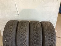 4X Alufelgen mit Winterreifen 225/55 R17 für BMW F39/F48