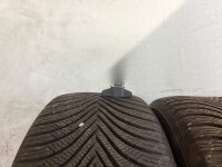 4X Alufelgen mit Winterreifen 225/55 R17 für BMW F39/F48
