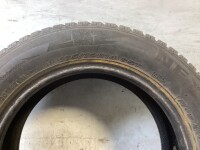 2x Winterreifen 165/70 R14 85T Nexen Nr.63