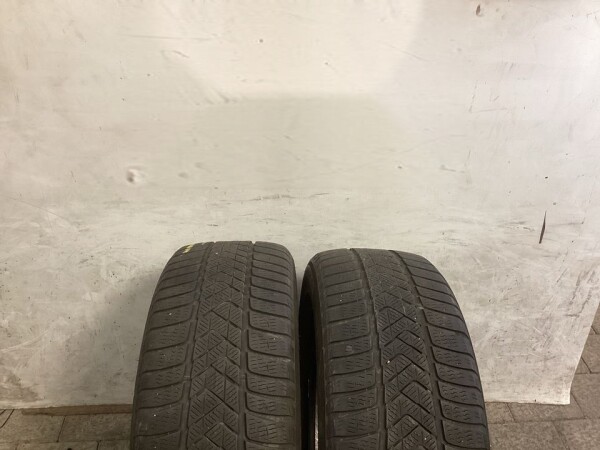 2x Winterreifen 225/55 R18 102V Pirelli Nr.13