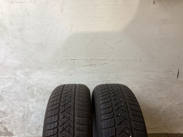 2x Winterreifen 205/55 R17 91H Pirelli Nr.6