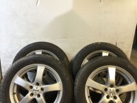 4x Alufelgen mit Winterreifen 205/55 R16 für Fiat 500L