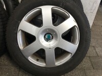 4x Alufelgen mit Winterreifen 205/55 R16 für Skoda Octavia 2