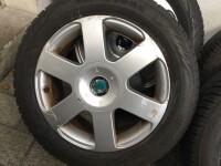 4x Alufelgen mit Winterreifen 205/55 R16 für Skoda Octavia 2