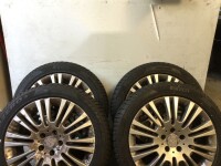 4x Alufelgen mit Winterreifen 245/45 R18 für...